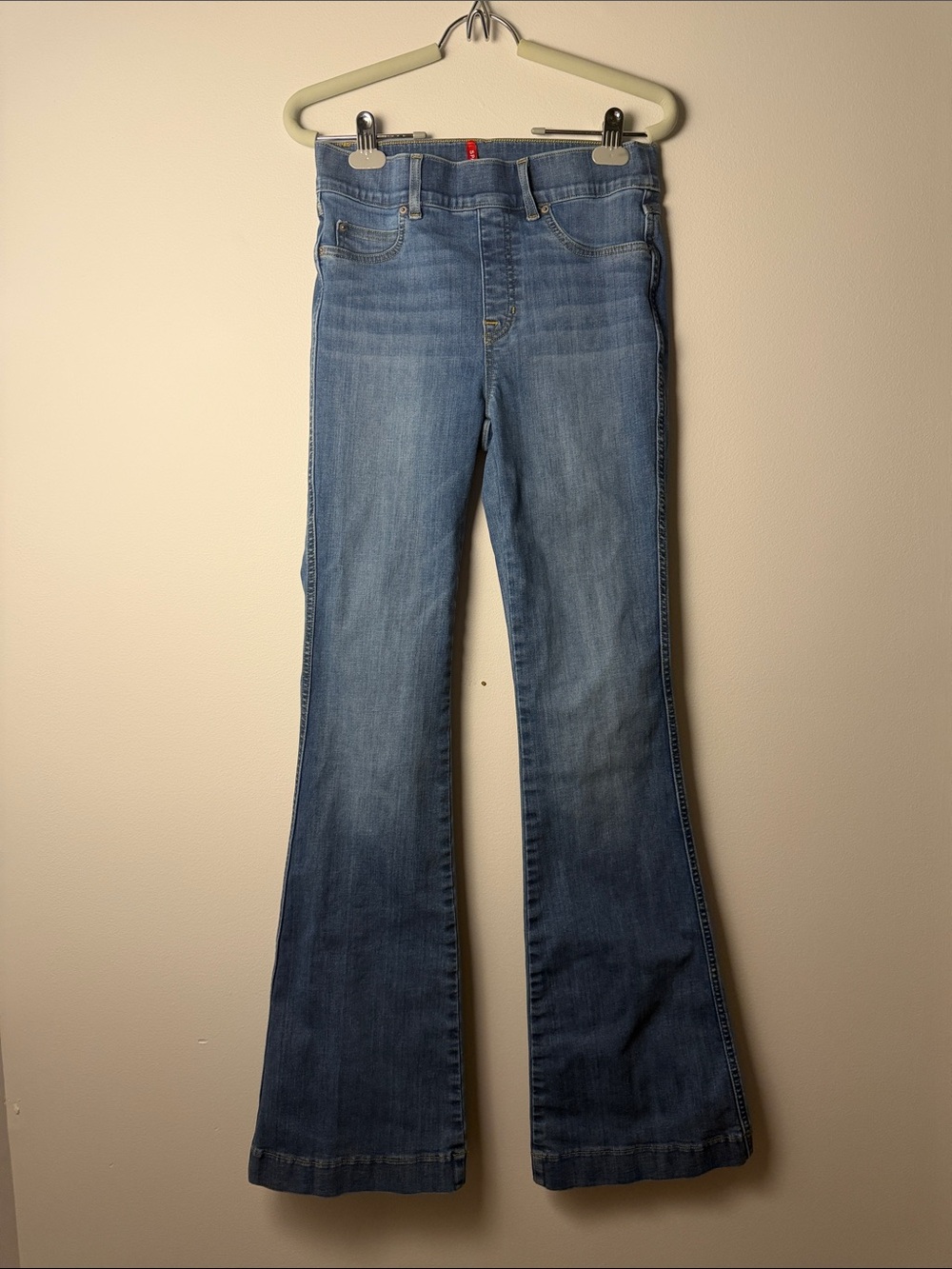 Spanx Flare Jeans Pull-On Medium Wash High Rise / Petite Small